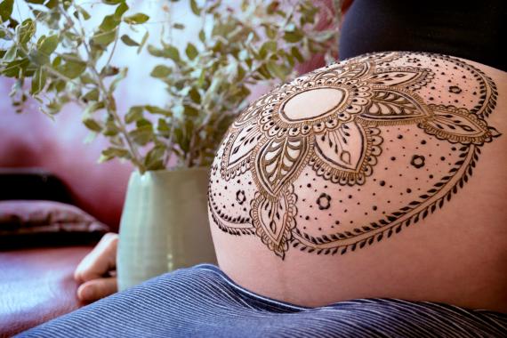 Organic Henna Melbourne Pregnancy belly