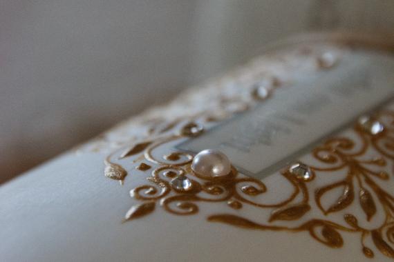 henna detail candle
